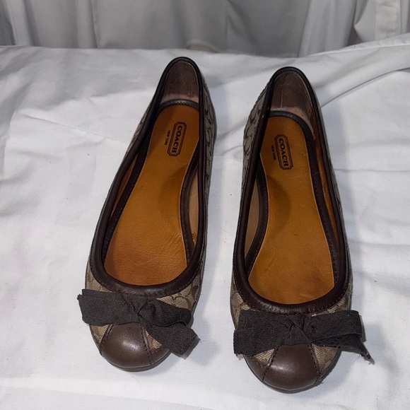 Coach Brown Bow Flats Size 8 - Picture 3 of 14